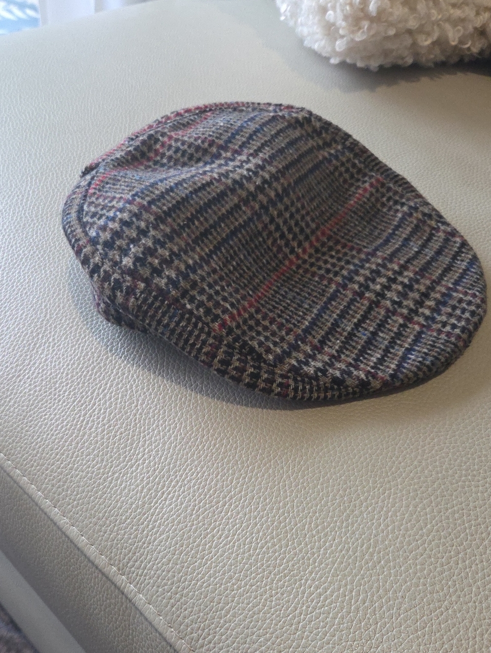 totes Houndstooth Plaid Cap in Brown, Blue, Red, Newsboy